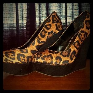 4" Cheetah print Wedges